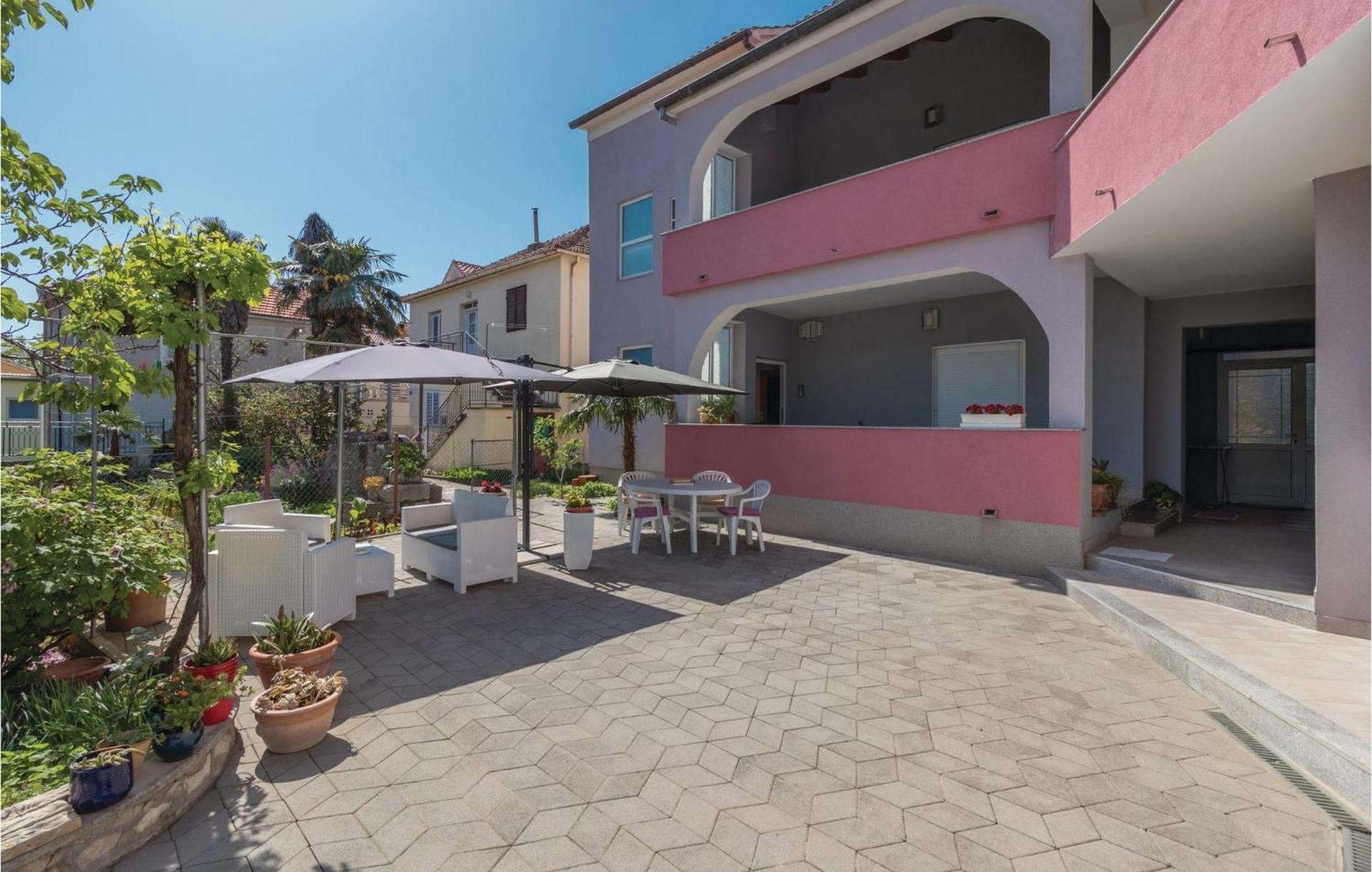 1 Bedroom Stunning Apartment In Ζαντάρ Εξωτερικό φωτογραφία
